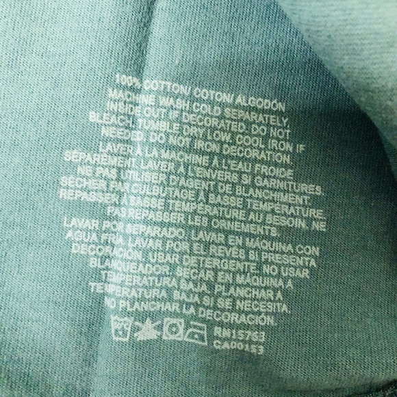 NWOT Champion T Shirt! Large - Picture 6 of 7